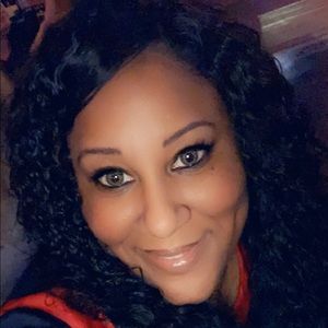 Meet your Posher, Cheria